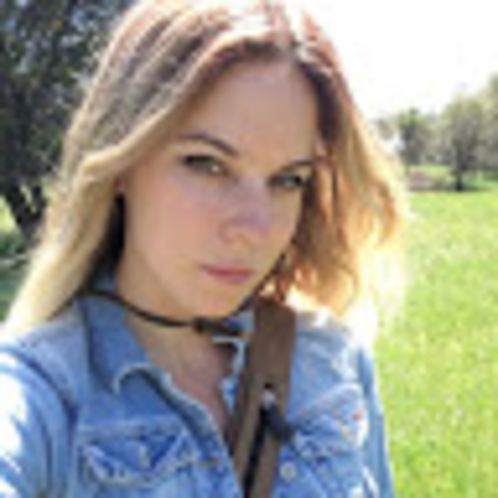 Meet your Posher, Joelle